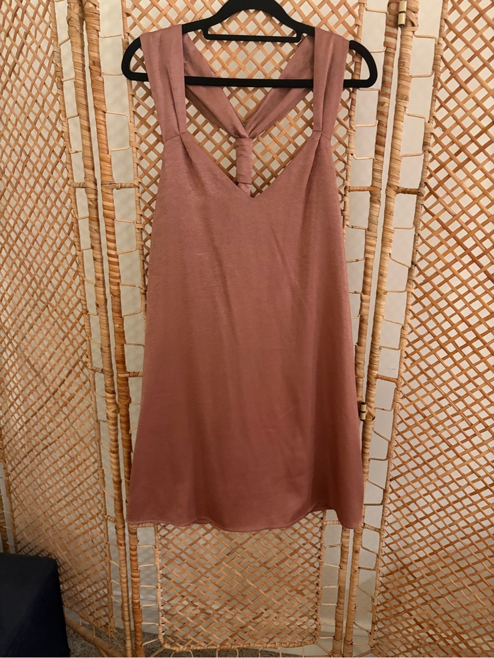 NWT Love Riche Mauve Satin V-Neck Mini Dress